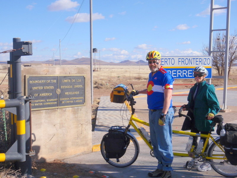 Dennis and Terry Struck at USA-Mexico Border.